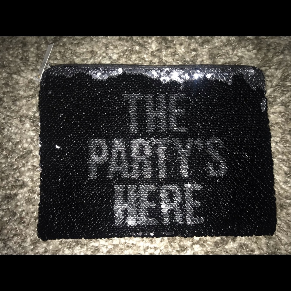 The Party’s Here 🎉 Shimmer Clutch